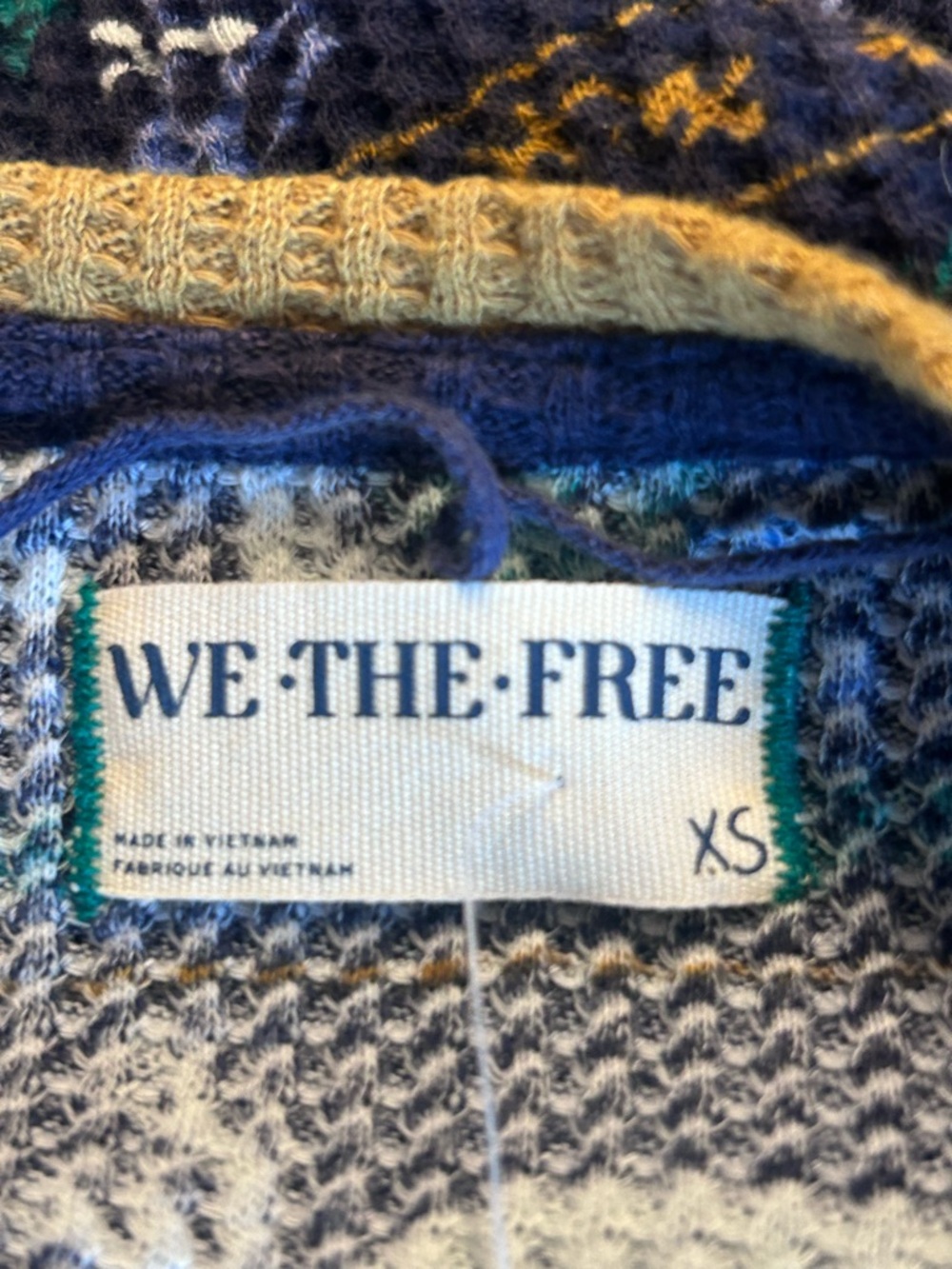 NWT $68 WE THE FREE FREE PEOPLE  BLISSFUL LAYERING TEE TOP WAFFLE NAVY PRINT XS - Picture 9 of 13